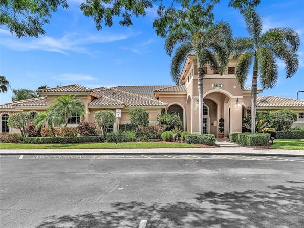 1892 SW 148th Way, Miramar FL 33027