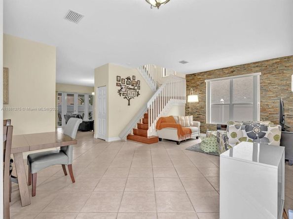 1892 SW 148th Way, Miramar FL 33027