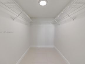 1861 NW S River Dr 2006, Miami FL 33125