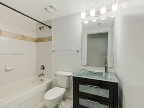 1861 NW S River Dr 2006, Miami FL 33125