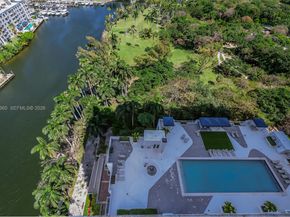 1861 NW S River Dr 2006, Miami FL 33125