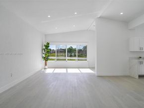 2115 NW 129th St, Miami FL 33167