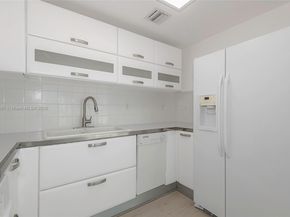 6580 Indian Creek Dr 310, Miami Beach FL 33141