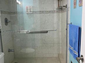 10454 NW 5th Ter 430, Miami FL 33172