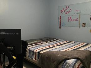 10454 NW 5th Ter 430, Miami FL 33172