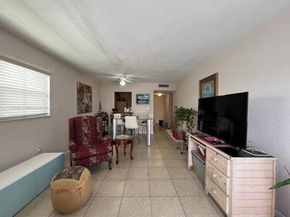 12290 NE 11th Ct 203, North Miami FL 33161