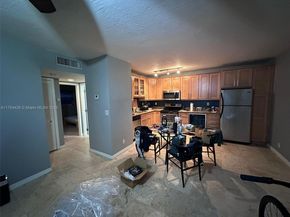 530 NE 15th Ct 1, Fort Lauderdale FL 33304