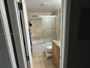 530 NE 15th Ct 1, Fort Lauderdale FL 33304