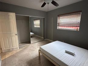 530 NE 15th Ct 1, Fort Lauderdale FL 33304