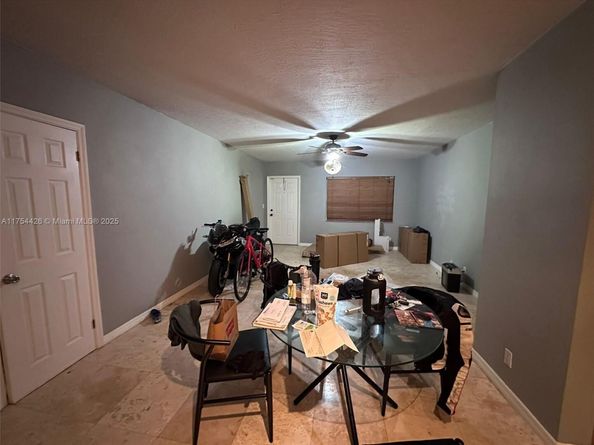 530 NE 15th Ct 1, Fort Lauderdale FL 33304