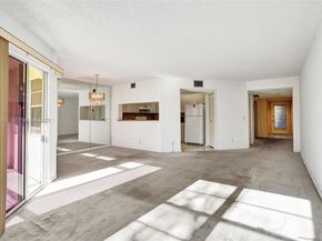 900 SW 128th Ave 103D, Pembroke Pines FL 33027