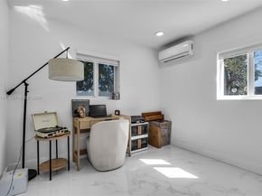 2020 NW 83rd Ter, Miami FL 33147