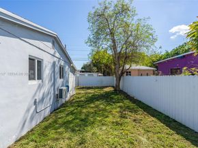 2020 NW 83rd Ter, Miami FL 33147