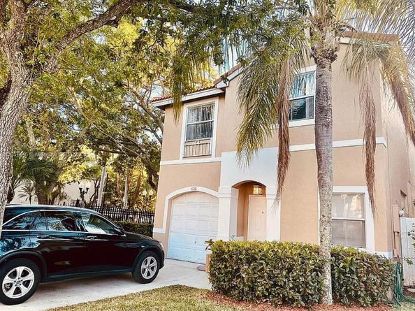 4100 Fern Forest Rd, Cooper City FL 33026