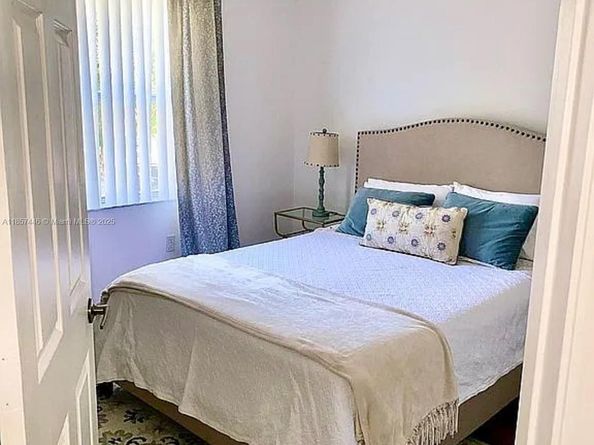 4100 Fern Forest Rd, Cooper City FL 33026