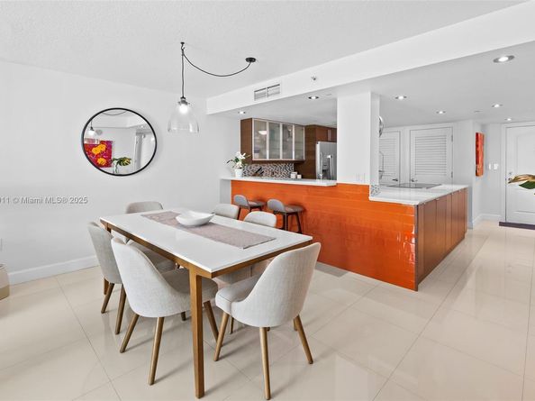 2101 Brickell Ave 2306, Miami FL 33129