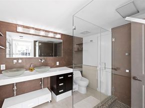 2101 Brickell Ave 2306, Miami FL 33129