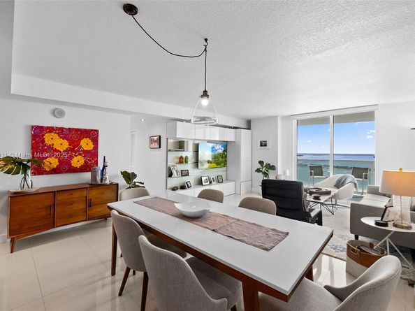 2101 Brickell Ave 2306, Miami FL 33129