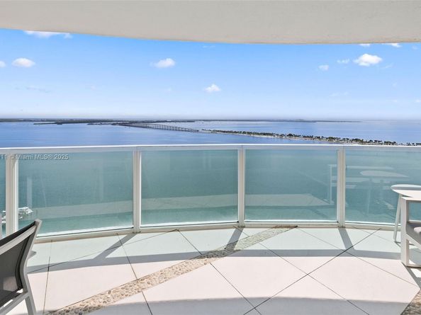 2101 Brickell Ave 2306, Miami FL 33129