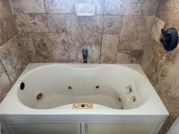524 SW 22nd Ave, Fort Lauderdale FL 33312