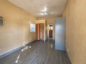 4719 NW 32nd Ave, Miami FL 33142