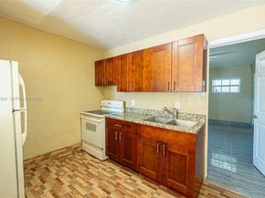 4719 NW 32nd Ave, Miami FL 33142