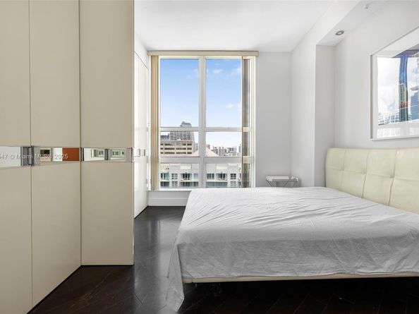 1155 Brickell Bay Dr PH204, Miami FL 33131