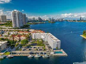4000 NE 170th St 602, North Miami Beach FL 33160