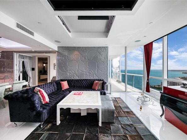 100 S Pointe Dr 3002, Miami Beach FL 33139