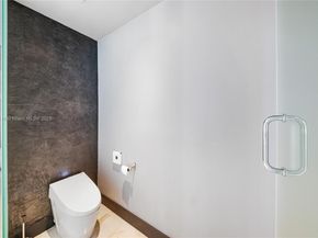 100 S Pointe Dr 3002, Miami Beach FL 33139