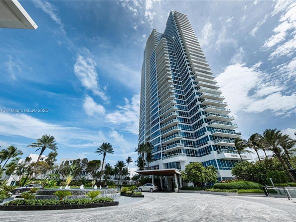 100 S Pointe Dr 3002, Miami Beach FL 33139