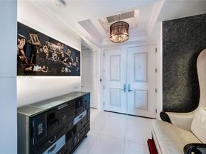 100 S Pointe Dr 3002, Miami Beach FL 33139