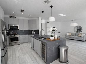 14214 SW 289th Ter, Homestead FL 33033