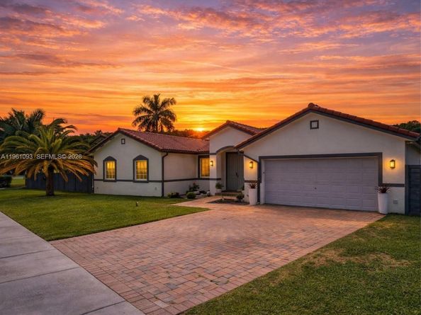 14214 SW 289th Ter, Homestead FL 33033