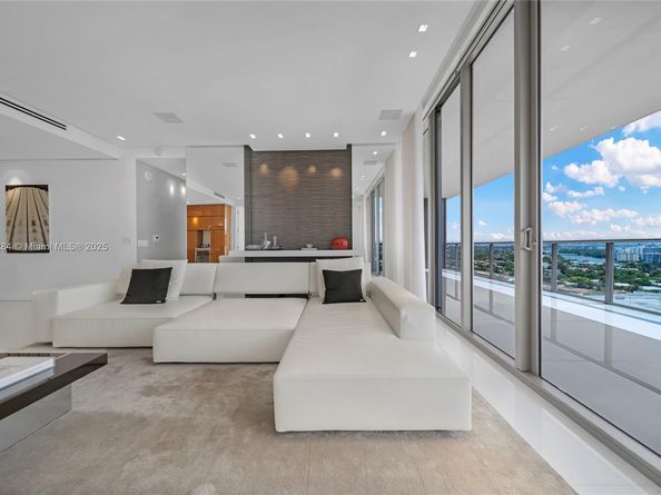 9701 Collins Ave 1405S, Bal Harbour FL 33154