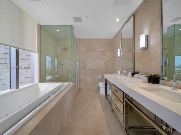 9701 Collins Ave 1405S, Bal Harbour FL 33154