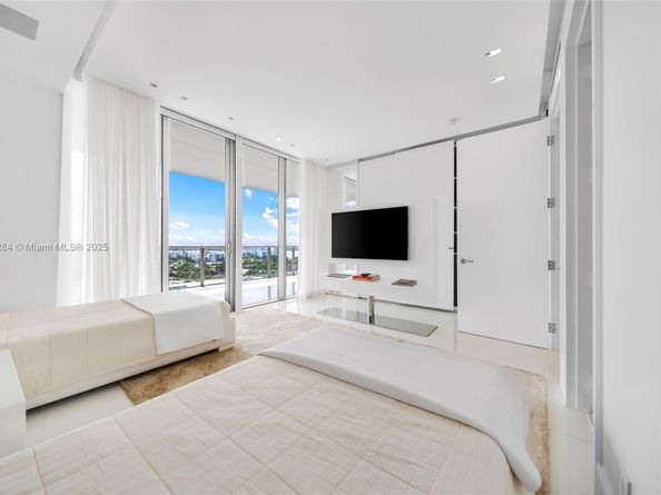 9701 Collins Ave 1405S, Bal Harbour FL 33154