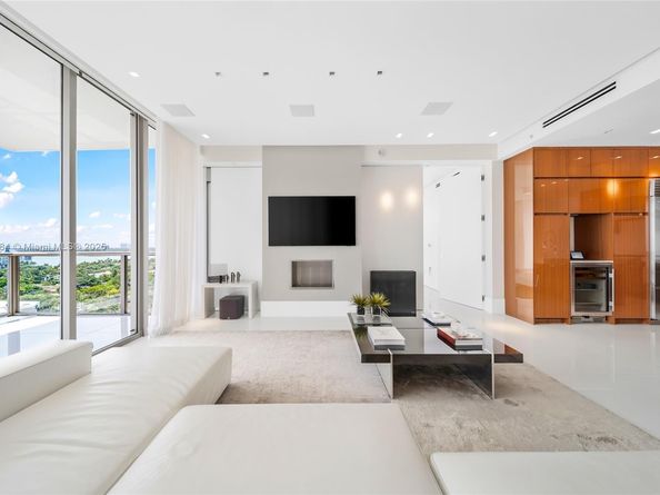 9701 Collins Ave 1405S, Bal Harbour FL 33154
