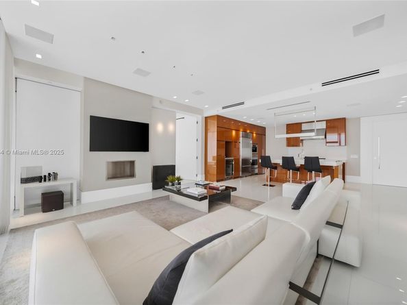 9701 Collins Ave 1405S, Bal Harbour FL 33154