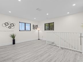 742 NW 70th St, Miami FL 33150