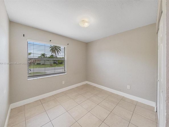1920 NW 3rd Ave, Pompano Beach FL 33060