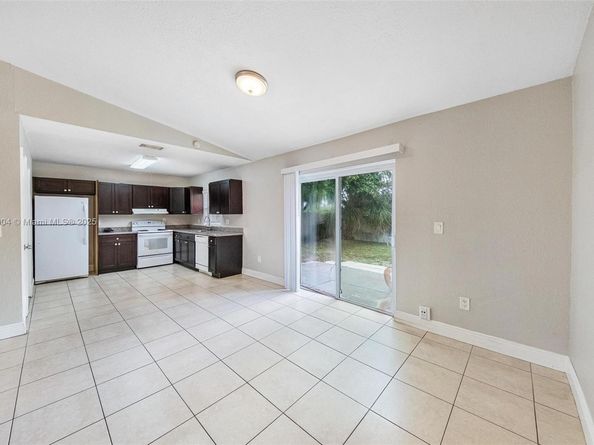 1920 NW 3rd Ave, Pompano Beach FL 33060