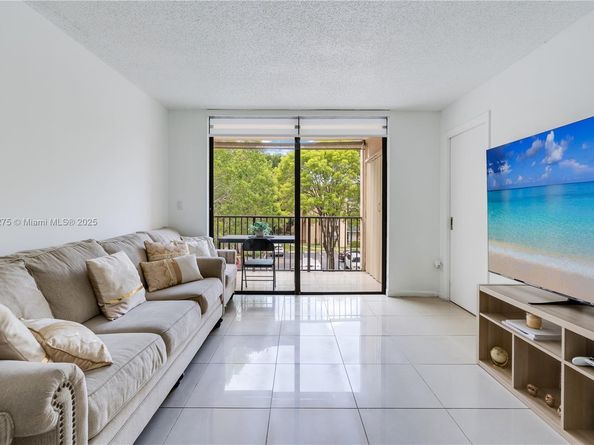 14301 N Kendall Dr 310B, Miami FL 33186