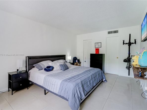 14301 N Kendall Dr 310B, Miami FL 33186