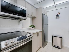 14301 N Kendall Dr 310B, Miami FL 33186