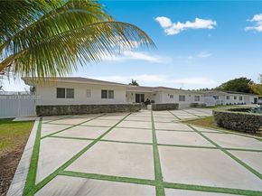 11012 SW 117th St, Miami FL 33176