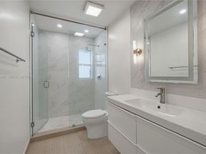 11012 SW 117th St, Miami FL 33176