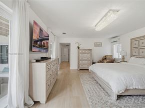 11012 SW 117th St, Miami FL 33176