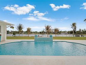 11012 SW 117th St, Miami FL 33176