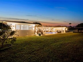 11012 SW 117th St, Miami FL 33176